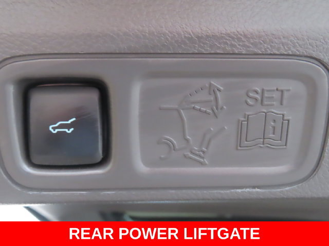 Used 2019 Ford Expedition Limited w/ Equipment Group 302A AWD/4WD image 35