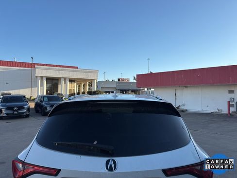 Used 2023 Acura MDX SH-AWD w/ Advance Package image 6