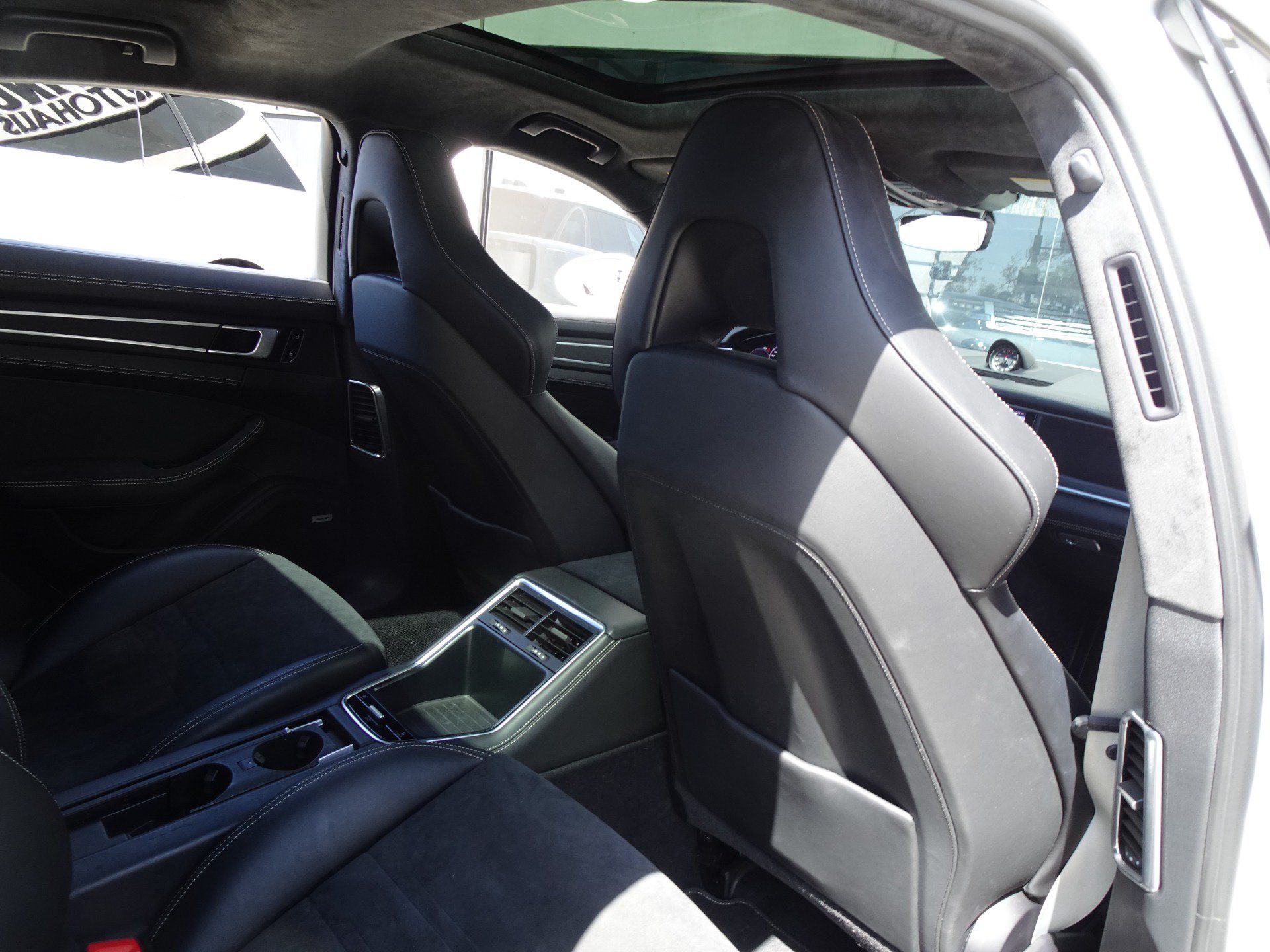 Used 2019 Porsche Panamera GTS AWD/4WD image 19
