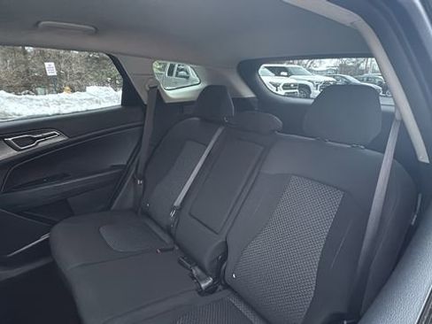 Used 2024 Kia Sportage LX image 29