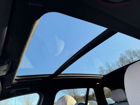 Used 2023 BMW X5 xDrive40i w/ Premium Package image 18