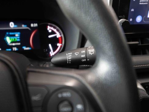 Used 2024 Toyota RAV4 LE FWD image 14