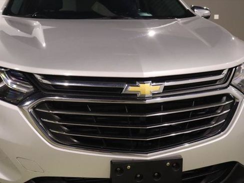 Used 2019 Chevrolet Equinox Premier AWD/4WD image 14