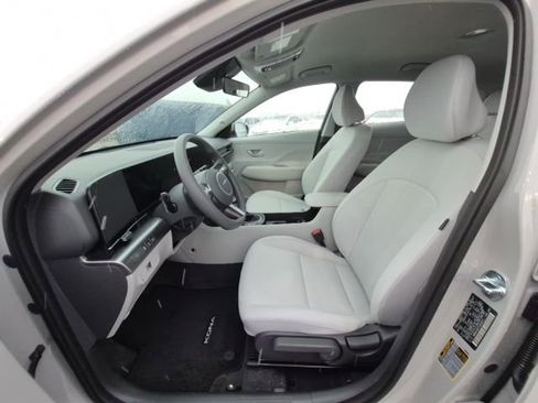 New 2026 Hyundai Kona SE image 9