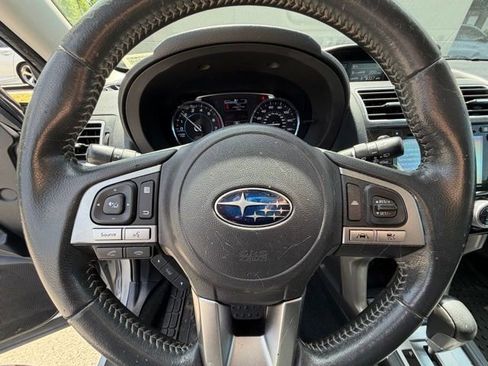 Used 2017 Subaru Forester 2.5i Limited image 11