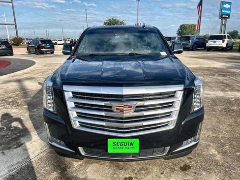 Used 2019 Cadillac Escalade Platinum AWD/4WD image 30