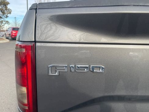 Used 2015 Ford F150 XLT image 12