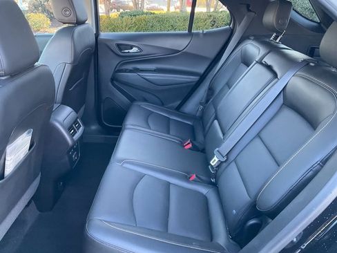 Used 2020 Chevrolet Equinox Premier image 16
