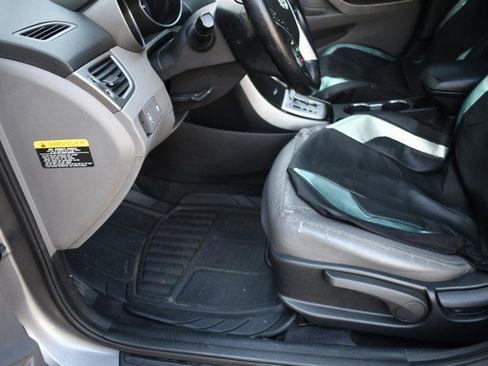 Used 2011 Hyundai Elantra Limited w/ Premium Pkg 5 FWD image 15