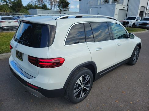 Certified 2025 Mercedes-Benz GLB 250 image 3