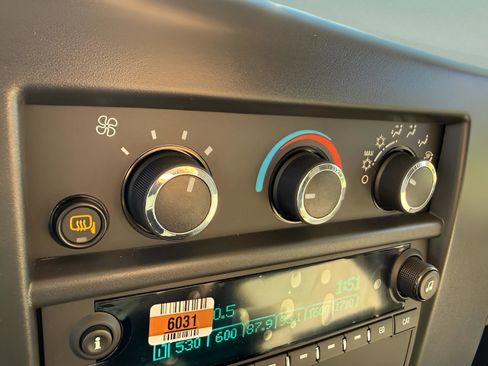 New 2025 Chevrolet Express 2500 image 11