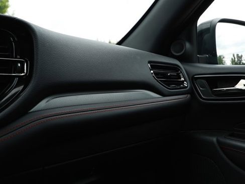 Used 2024 Dodge Durango GT RWD image 29