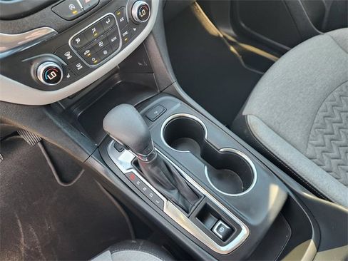 Used 2024 Chevrolet Equinox LT w/ Driver Convenience Package image 18