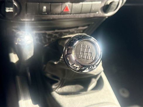 Used 2017 Jeep Wrangler Unlimited Sport w/ Connectivity Group image 17