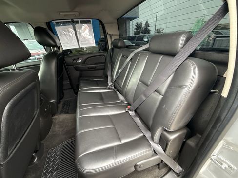 Used 2012 Chevrolet Silverado 2500 LTZ image 19