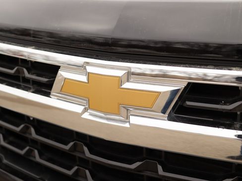 Used 2025 Chevrolet Silverado 1500 LT w/ Texas Edition Plus image 32