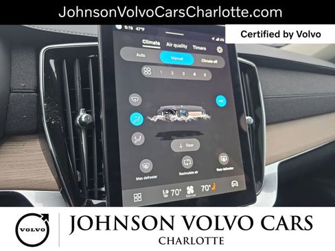 Certified 2025 Volvo XC90 B6 Plus image 23