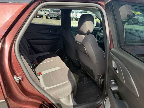 Used 2023 Chevrolet TrailBlazer LT w/ Convenience Package AWD/4WD image 14