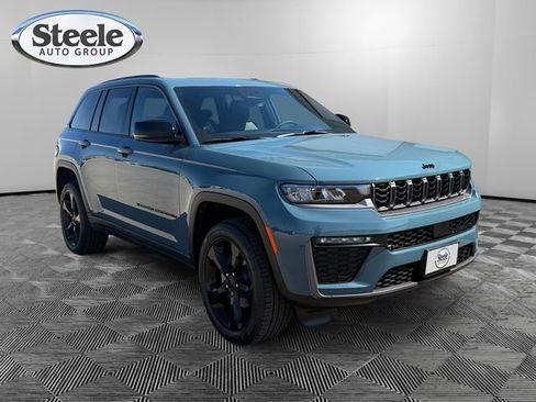 New 2026 Jeep Grand Cherokee Limited w/ Limited Altitude Package image 7