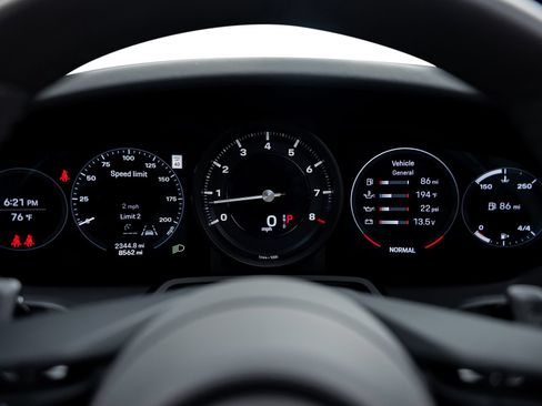 Used 2020 Porsche 911 Carrera S RWD image 39
