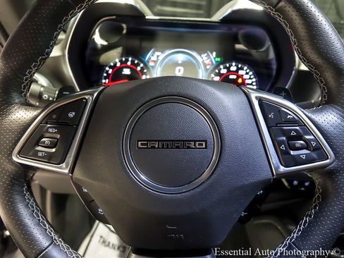 Used 2016 Chevrolet Camaro SS RWD image 16