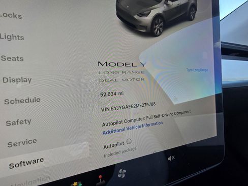 Used 2021 Tesla Model Y Long Range image 20