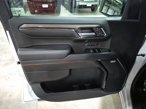 Certified 2024 GMC Sierra 1500 AT4 w/ Technology Package image 24