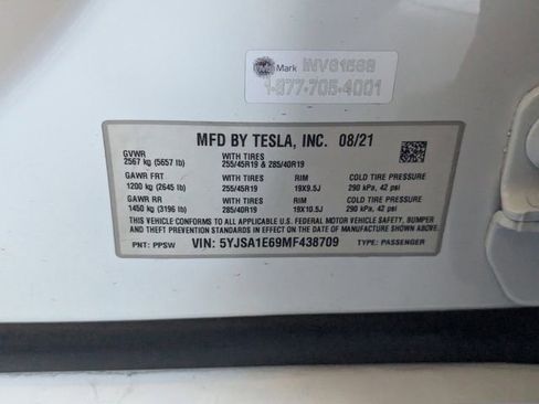 Used 2021 Tesla Model S Plaid image 34