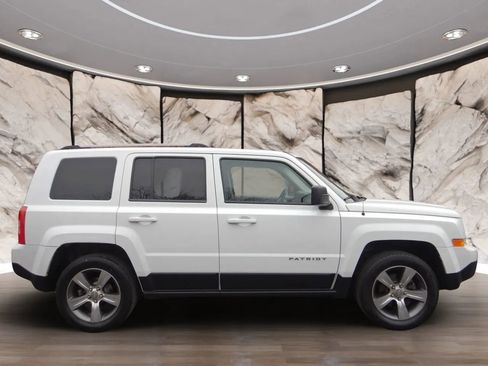 Used 2016 Jeep Patriot High Altitude image 5