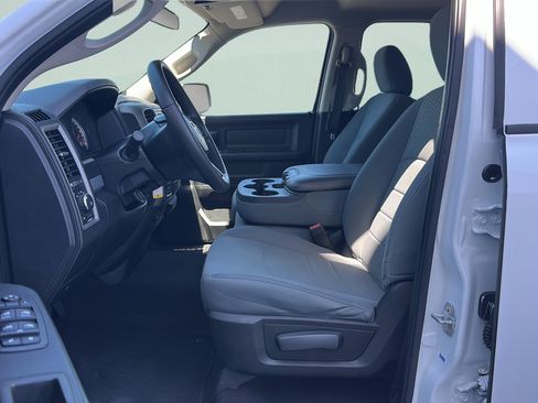 Used 2019 RAM 1500 Express AWD/4WD image 23