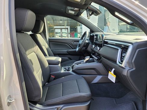 New 2026 GMC Canyon Elevation w/ Convenience Package image 39