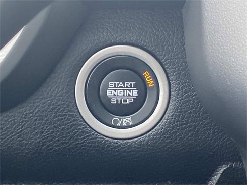 Used 2024 RAM 2500 Big Horn image 32