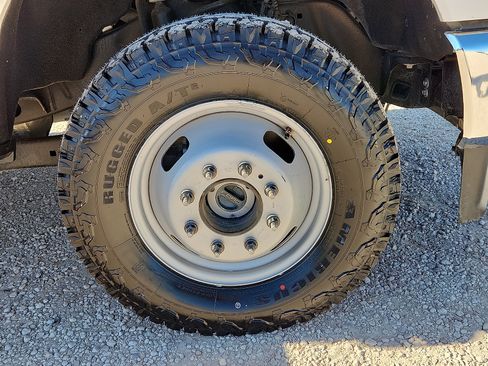 Used 2023 Ford F350 XL w/ XL Chrome Package image 7