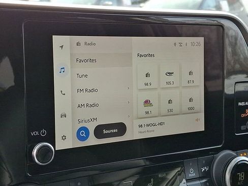 Used 2023 Toyota Highlander XLE image 19