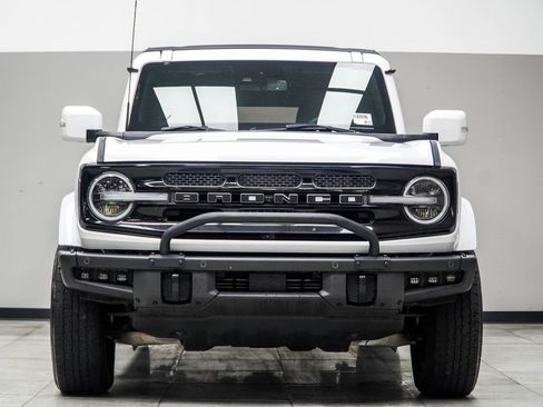 Used 2023 Ford Bronco Outer Banks image 7
