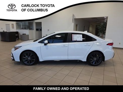 Used 2026 Toyota Corolla SE FWD image 1