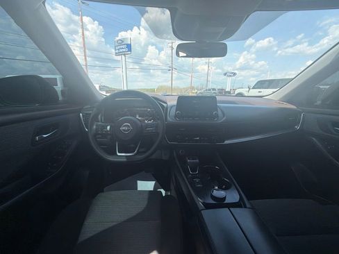 Used 2023 Nissan Rogue SV AWD/4WD image 13