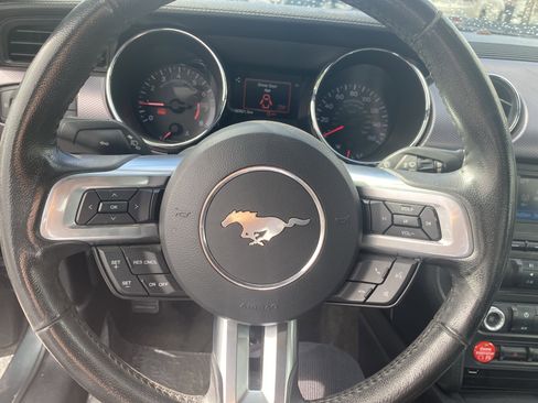 Used 2015 Ford Mustang GT image 10