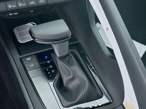 New 2026 Hyundai Elantra Sport FWD image 13