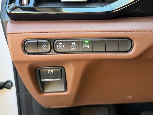 Used 2023 Acura MDX SH-AWD w/ Technology Package image 13