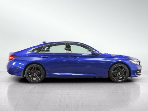 Used 2019 Honda Accord Sport image 6