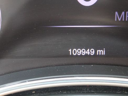 Used 2015 Jeep Grand Cherokee Laredo w/ Quick Order Package 23E AWD/4WD image 15