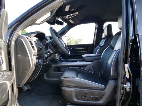 Used 2025 RAM 2500 Laramie w/ Night Edition AWD/4WD image 28