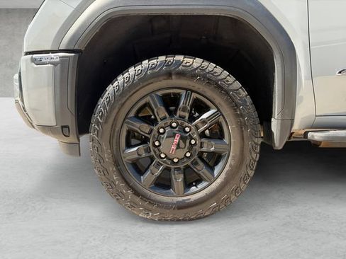 Used 2024 GMC Sierra 2500 AT4 w/ AT4 Premium Plus Package AWD/4WD image 23