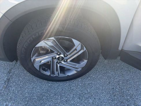 Certified 2023 Hyundai Santa Fe SE image 22