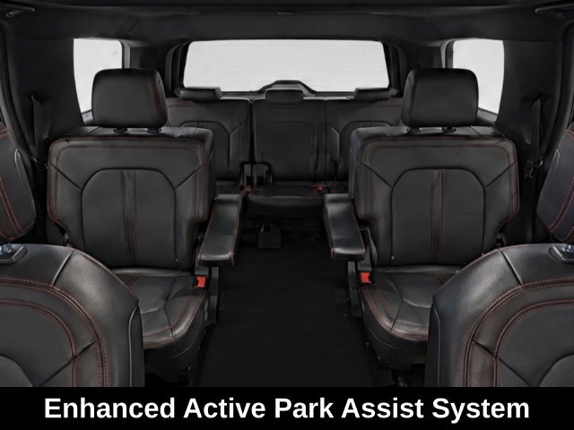 Used 2019 Ford Expedition Limited w/ Equipment Group 303A AWD/4WD image 18