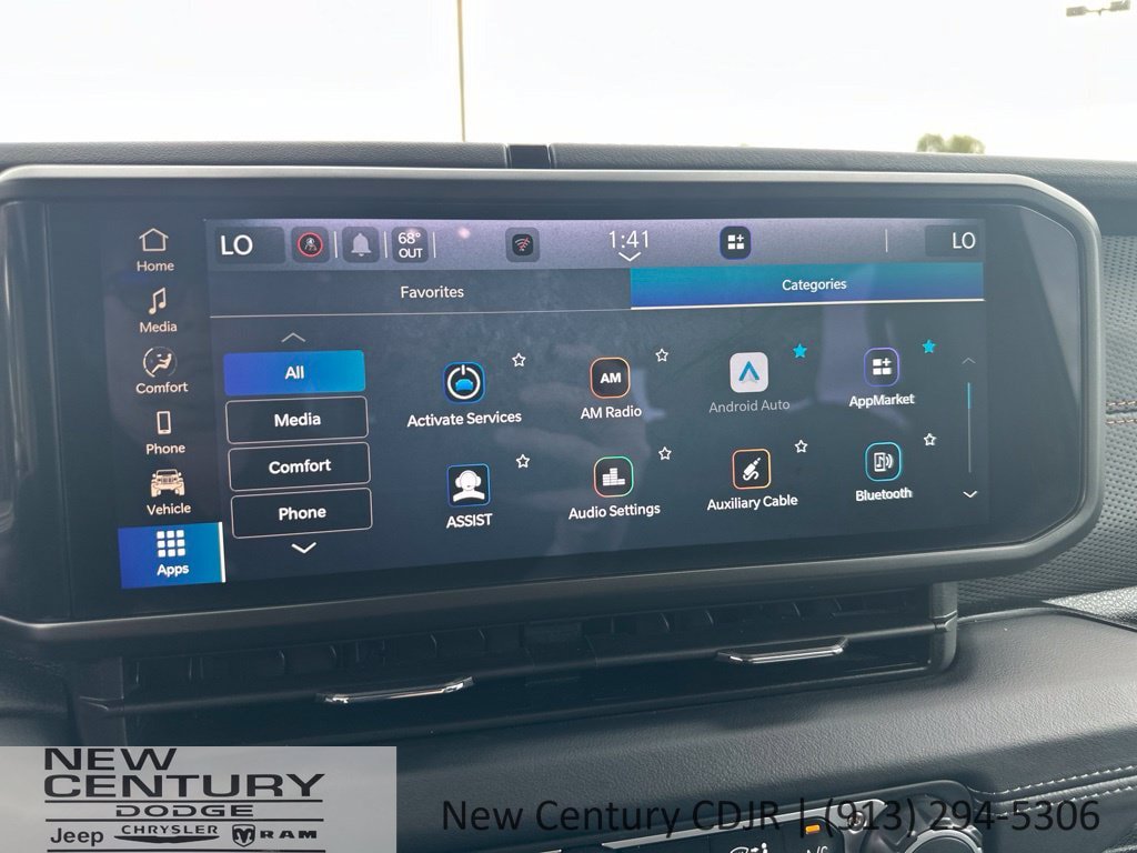 Used 2026 Jeep Gladiator Mojave AWD/4WD image 33