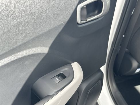 New 2026 Hyundai Venue SEL image 12