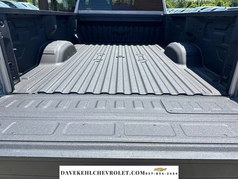 Used 2025 Chevrolet Silverado 3500 High Country w/ High Country Premium Package AWD/4WD image 32