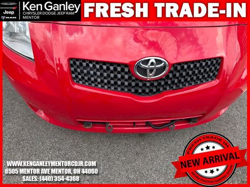 Used 2007 Toyota Yaris 2-Door Hatchback FWD image 13